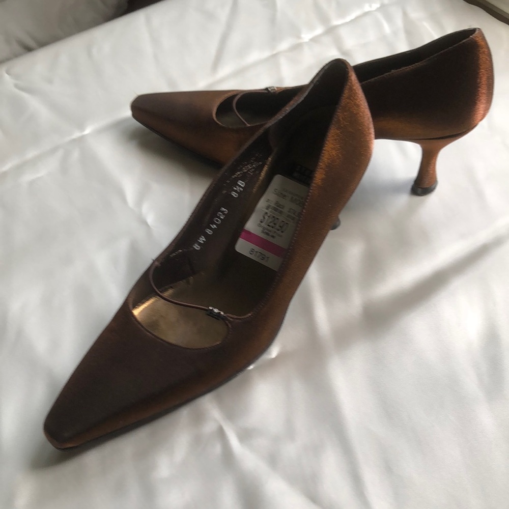 Stuart Weitzman copper pumps